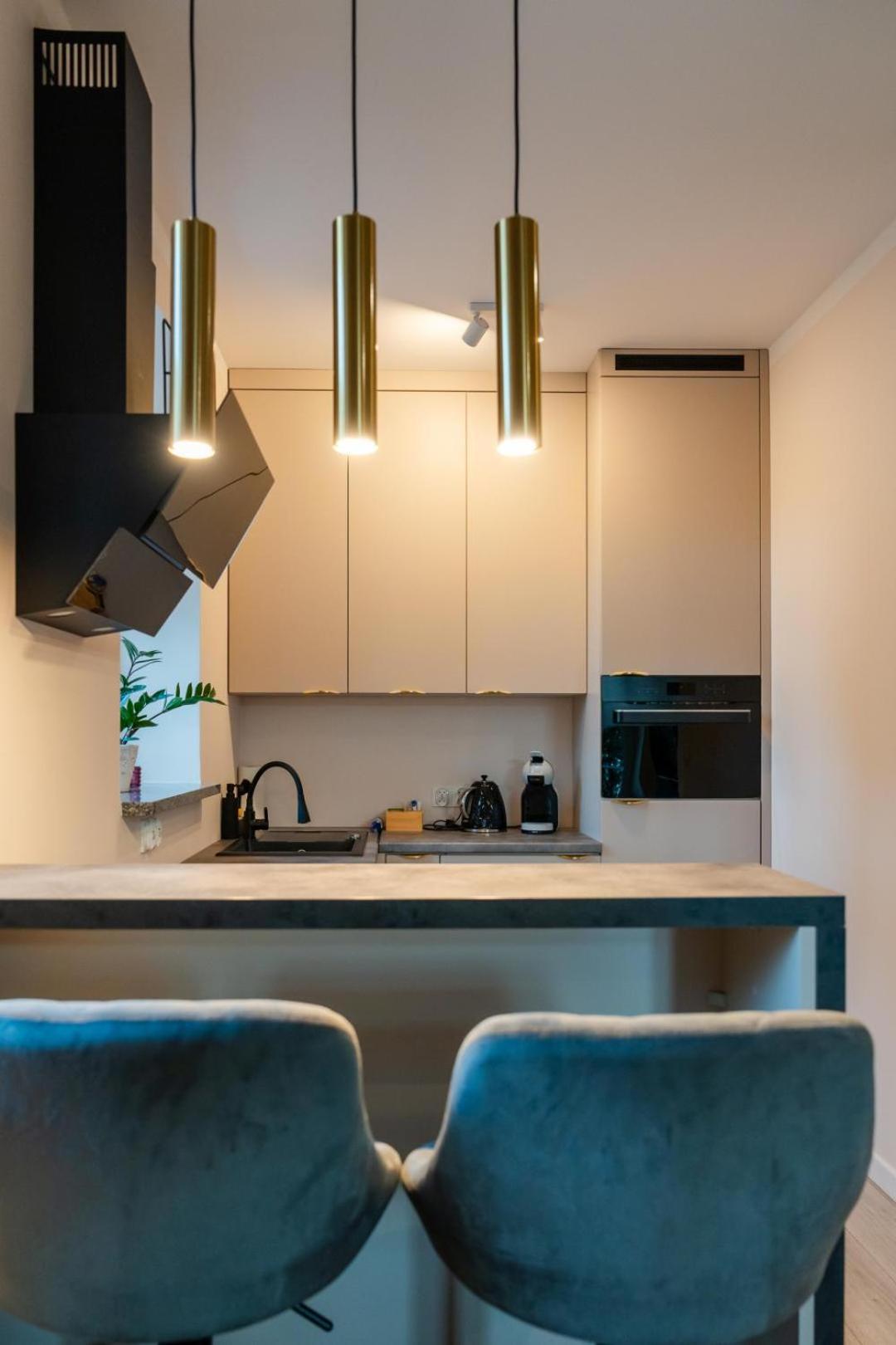 Apartament Smile - Z Prywatnym Monitorowanym Parkingiem By Spaceapart Еленя-Гура Экстерьер фото
